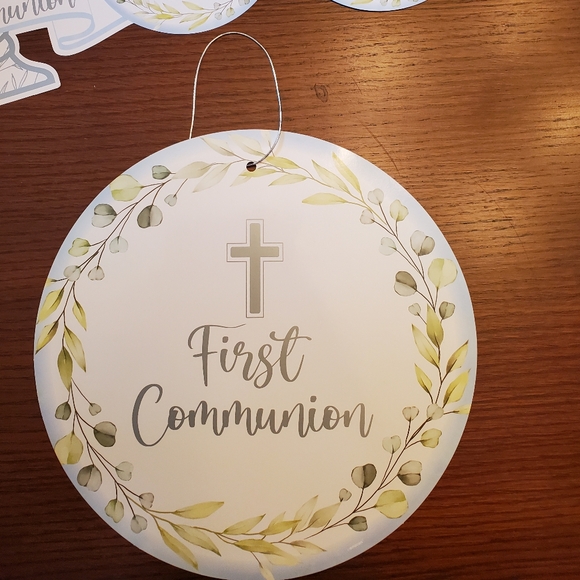 First communion cardstock cutout decorations - Picture 2 of 4